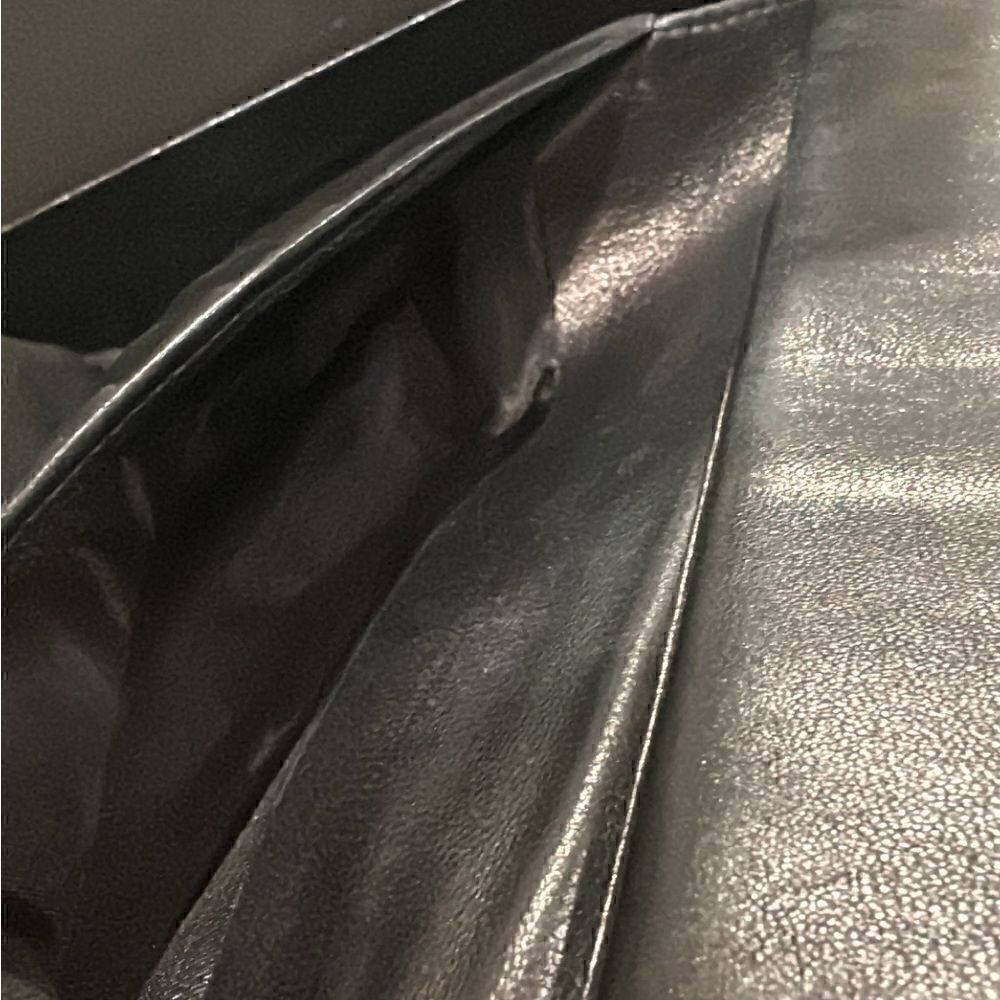 💯% Authentic CHANEL CC Black Caviar Wallet✨ - Picture 8 of 15